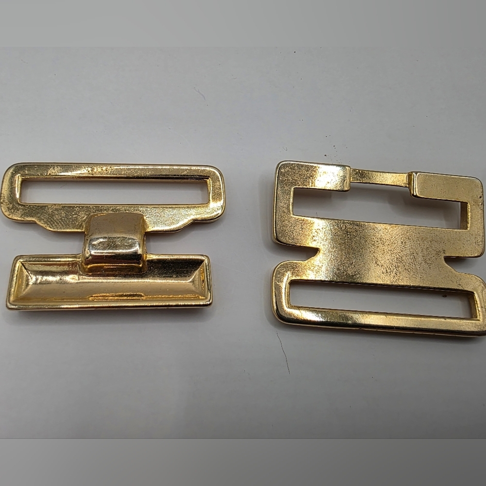 Gold Rectangular Buckle Set - Picture 4 of 7
